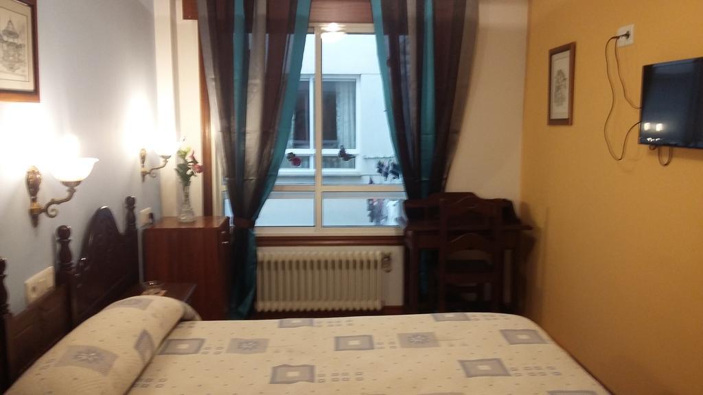 Hospedaxe Carragal Hotel Ribadeo Buitenkant foto