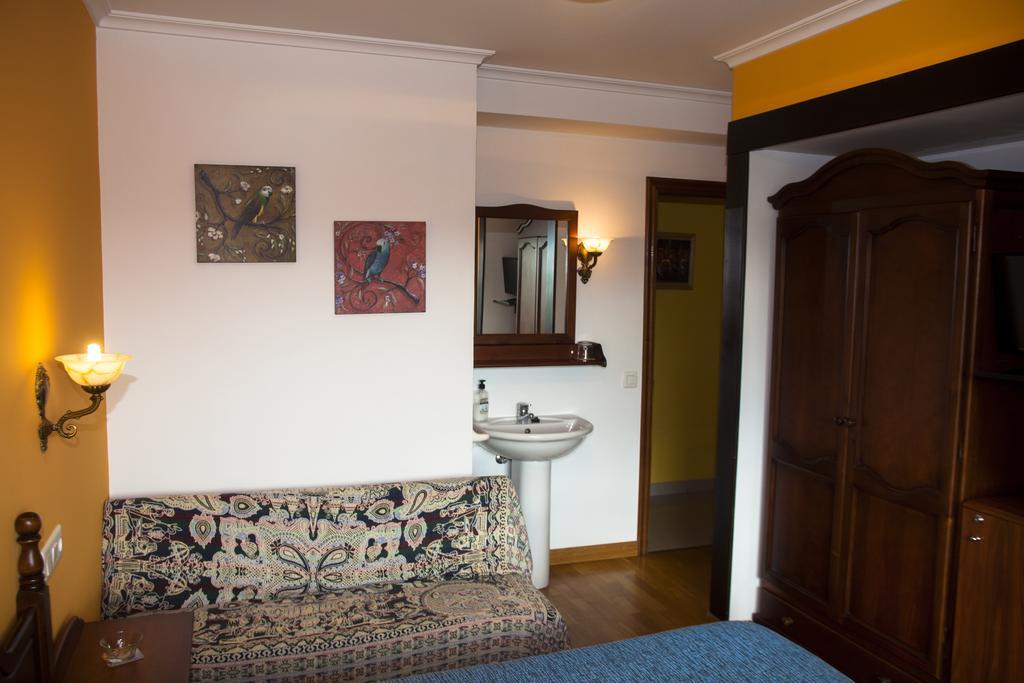 Hospedaxe Carragal Hotel Ribadeo Buitenkant foto